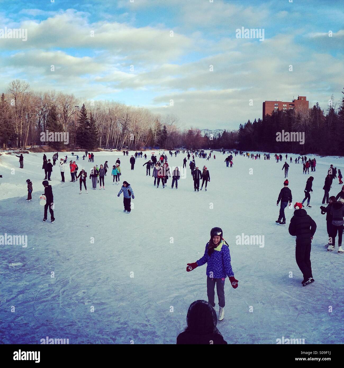 Top 94+ Pictures Labrie Family Skate At Puddle Dock Pond Photos Latest