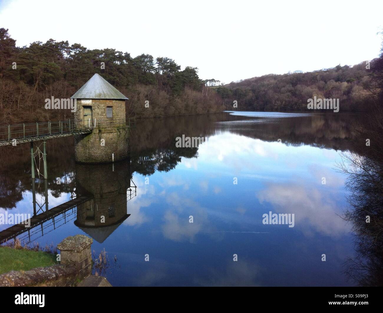 Scene at Swiss Valley reservoir, Llanelli Stock Photo Alamy