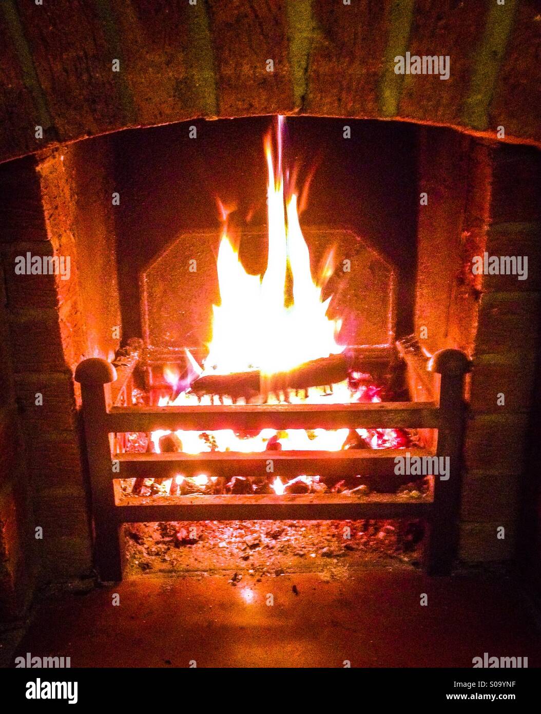 Brick fireplace hires stock photography and images Alamy