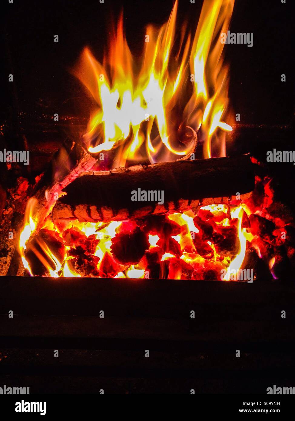 Flame Flickering Red High Resolution Stock Photography and Images Alamy
