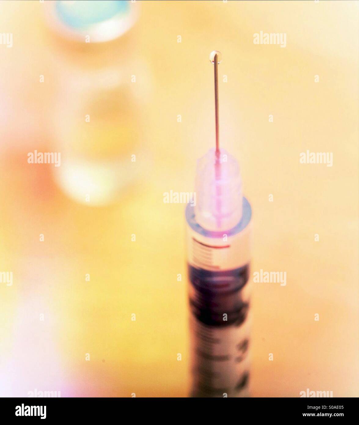 Hypodermic needle and syringe Stock Photo Alamy