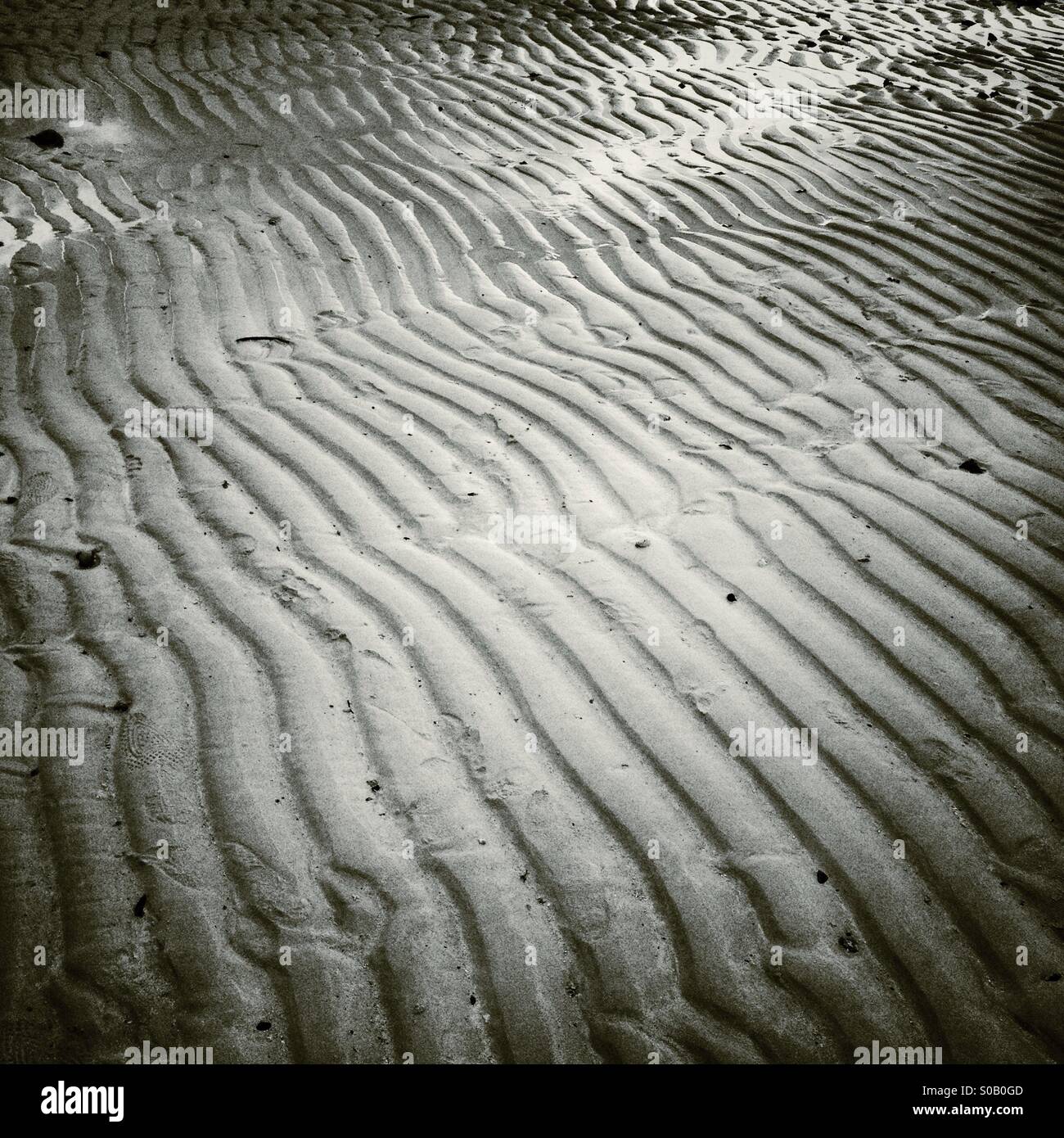 Sand patterns black white hi-res stock photography and images - Alamy