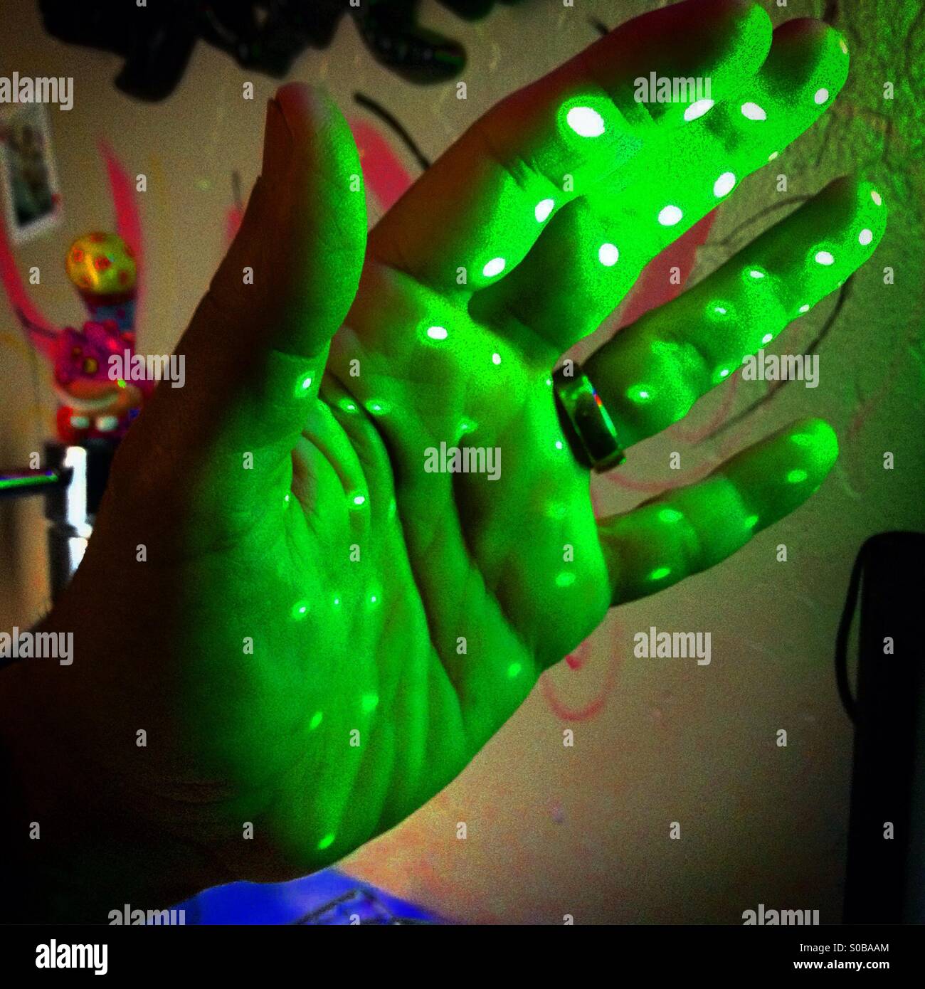 hand laser light