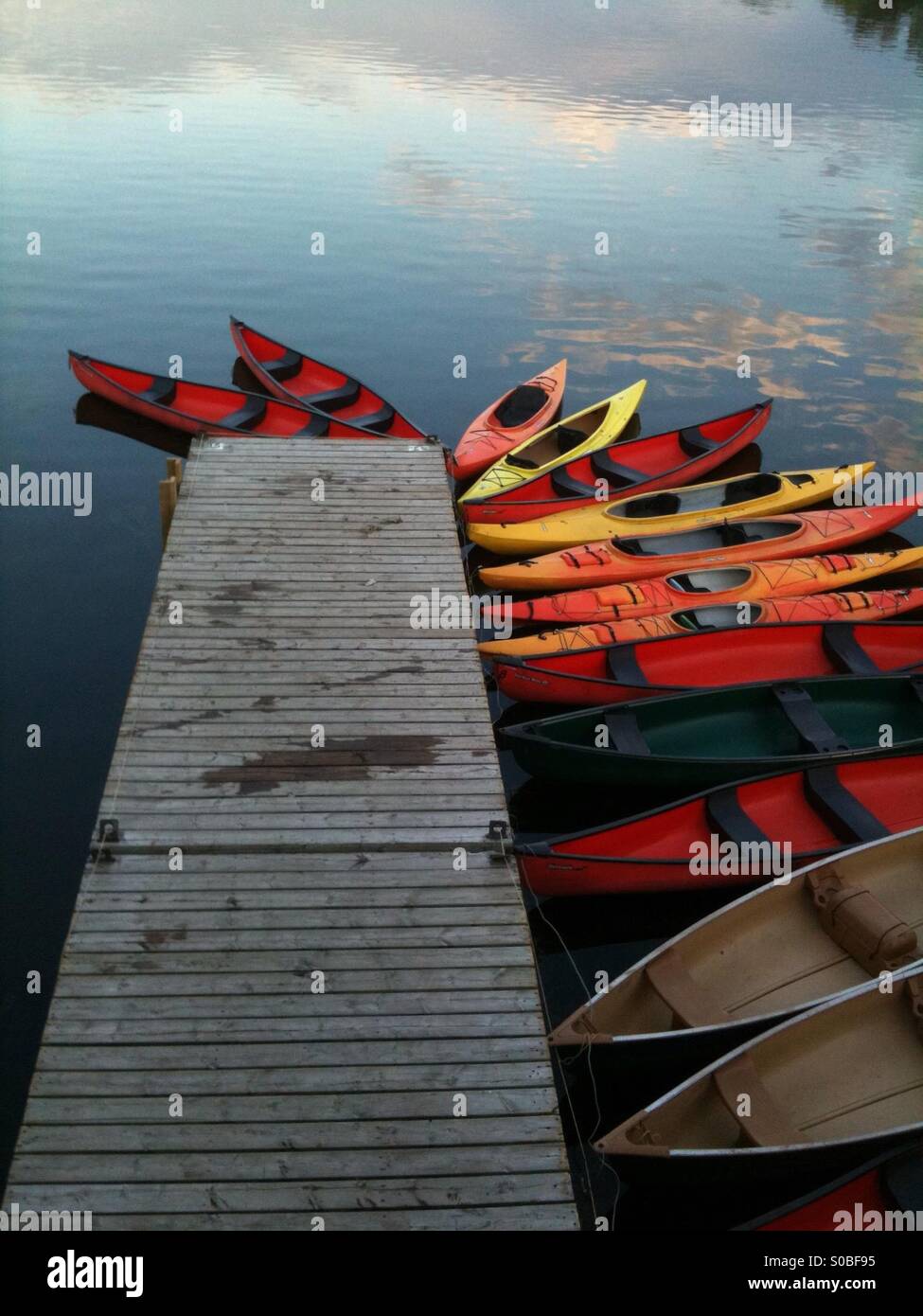 Dows lake hires stock photography and images Alamy