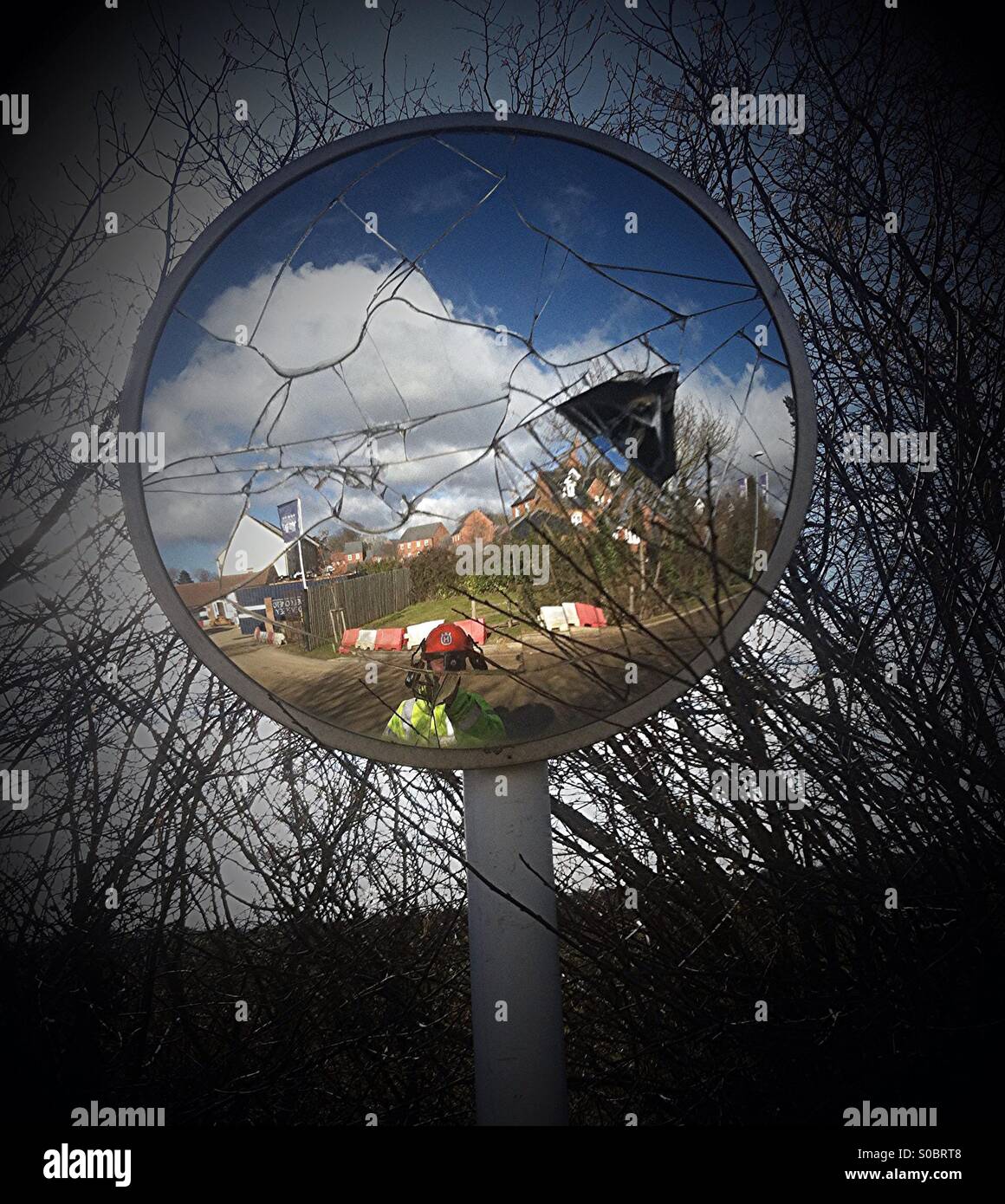 Broken mirror hi-res stock photography and images - Alamy