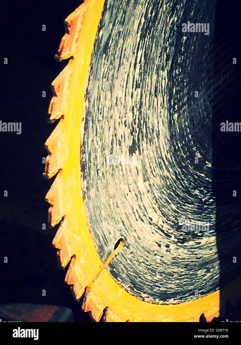 Rip blade hi-res stock photography and images - Alamy