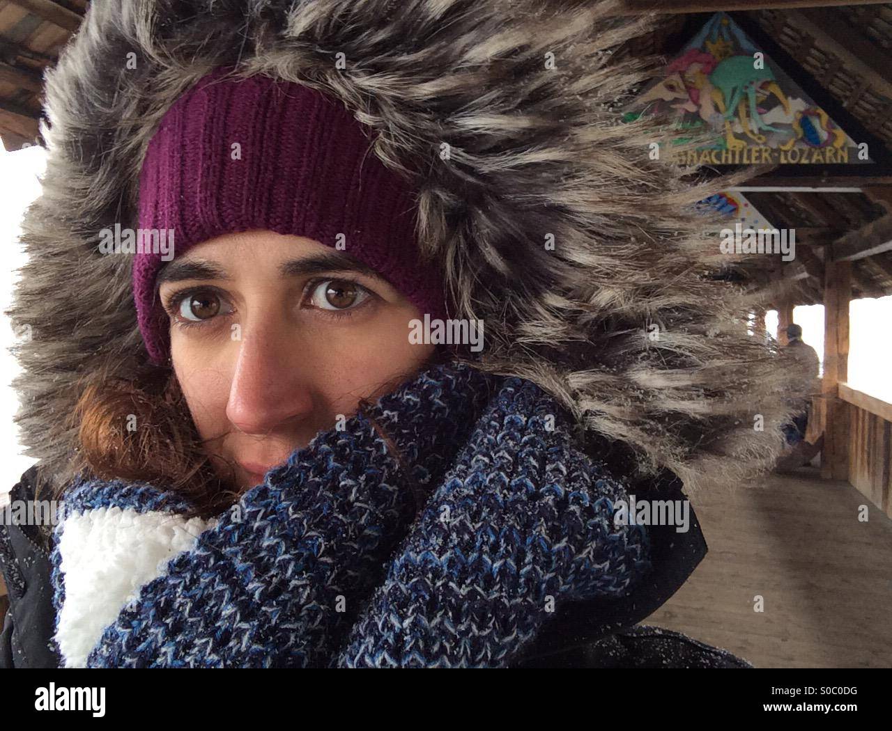 Woolly hat and snow and woman hi-res stock photography and images - Alamy