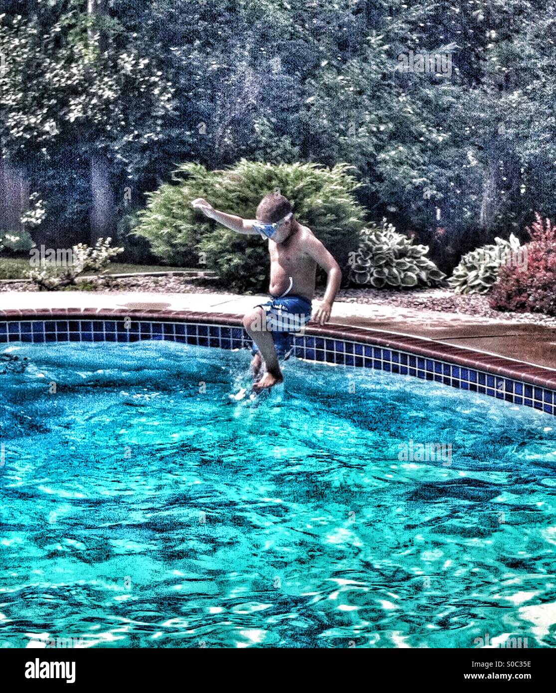 Cannonball diving hires stock photography and images Alamy