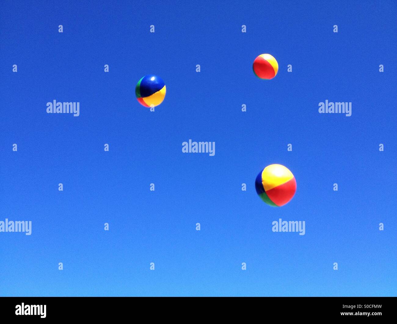 Juggling too many balls hires stock photography and images Alamy