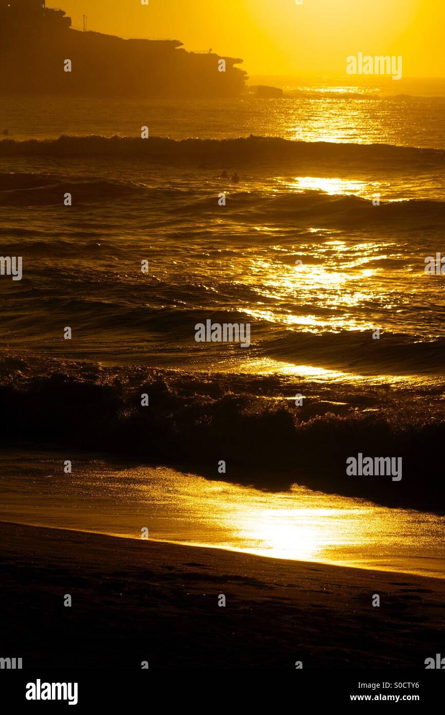 Sunrise Over Bondi Stock Photo - Alamy