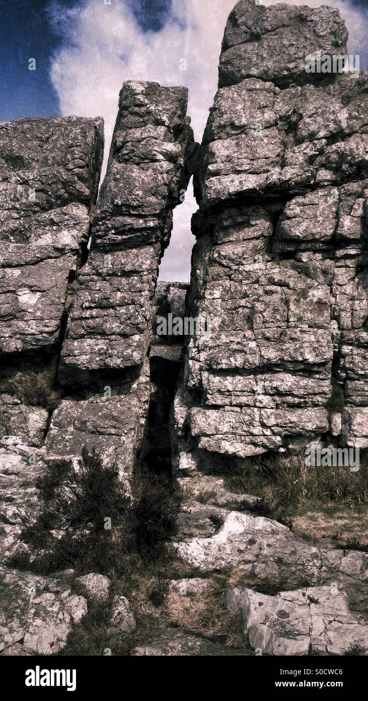 Shattered rocks hi-res stock photography and images - Alamy