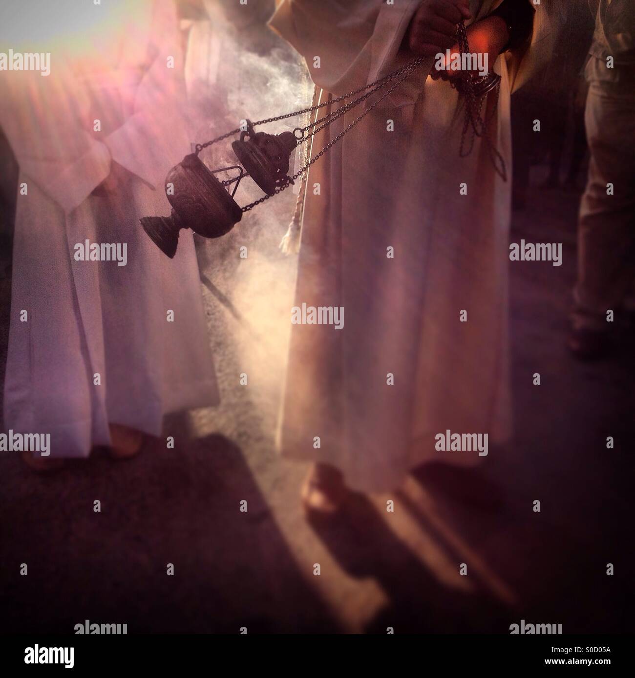 Altar boy incense hires stock photography and images Alamy