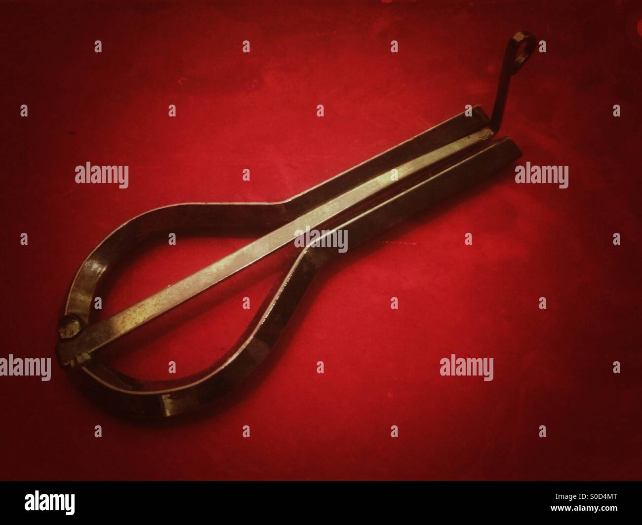 Jaw harp hi-res stock photography and images - Alamy