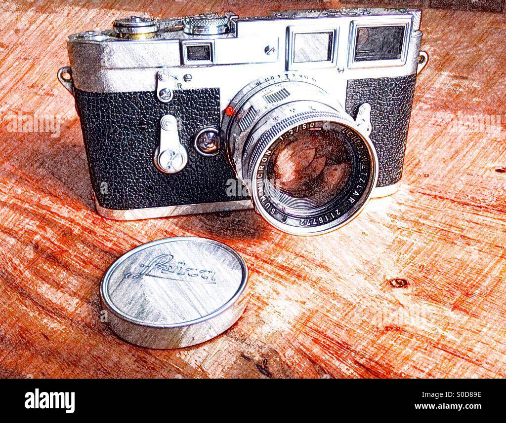 Vintage film camera Stock Photo Alamy