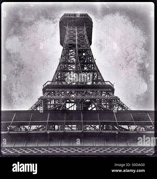 The Kings Island Eiffel Tower in black (2). - Smartphone Captured Stock Image