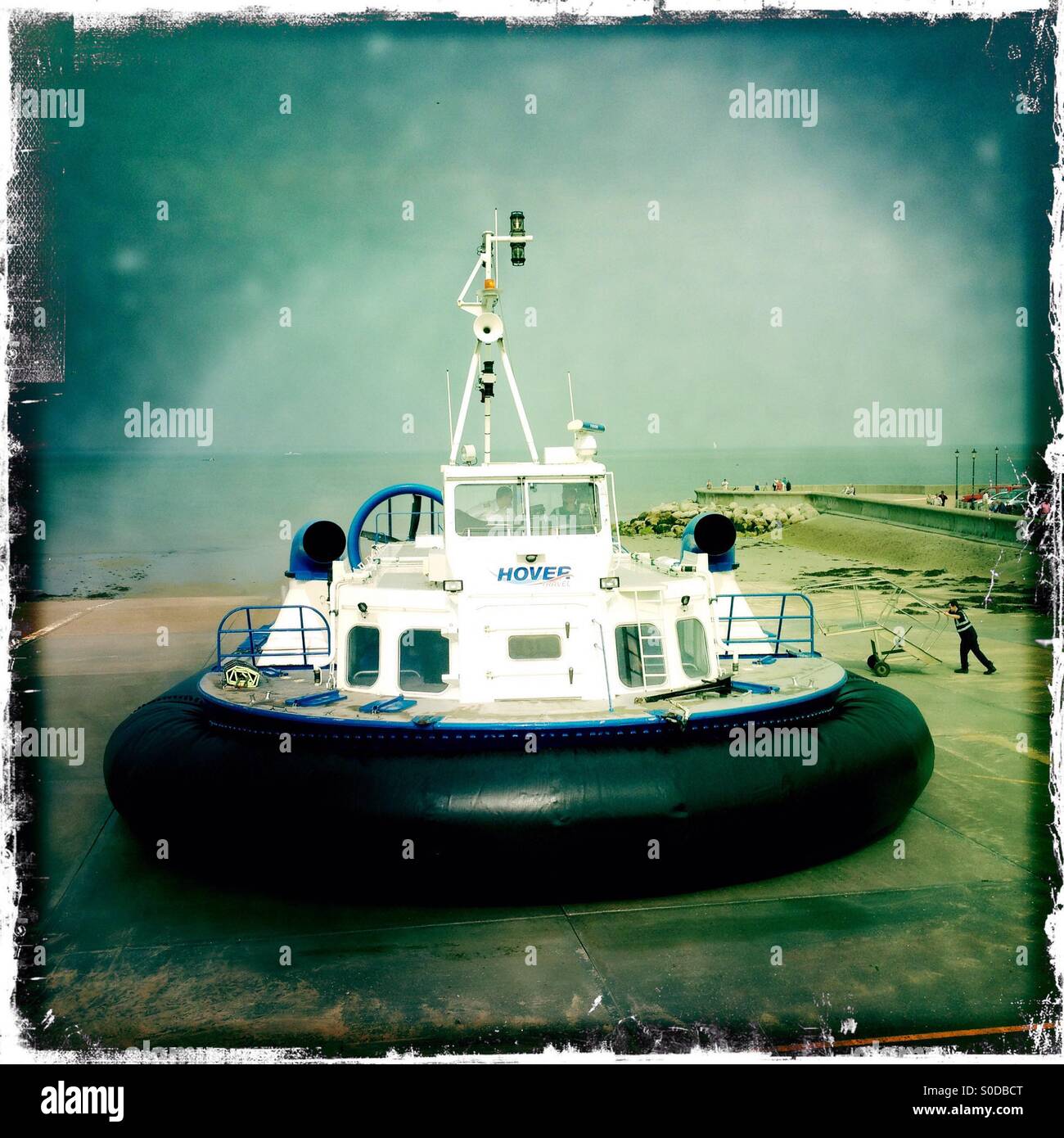 Hovercraft arrives at Ryde Isle of Wight Stock Photo