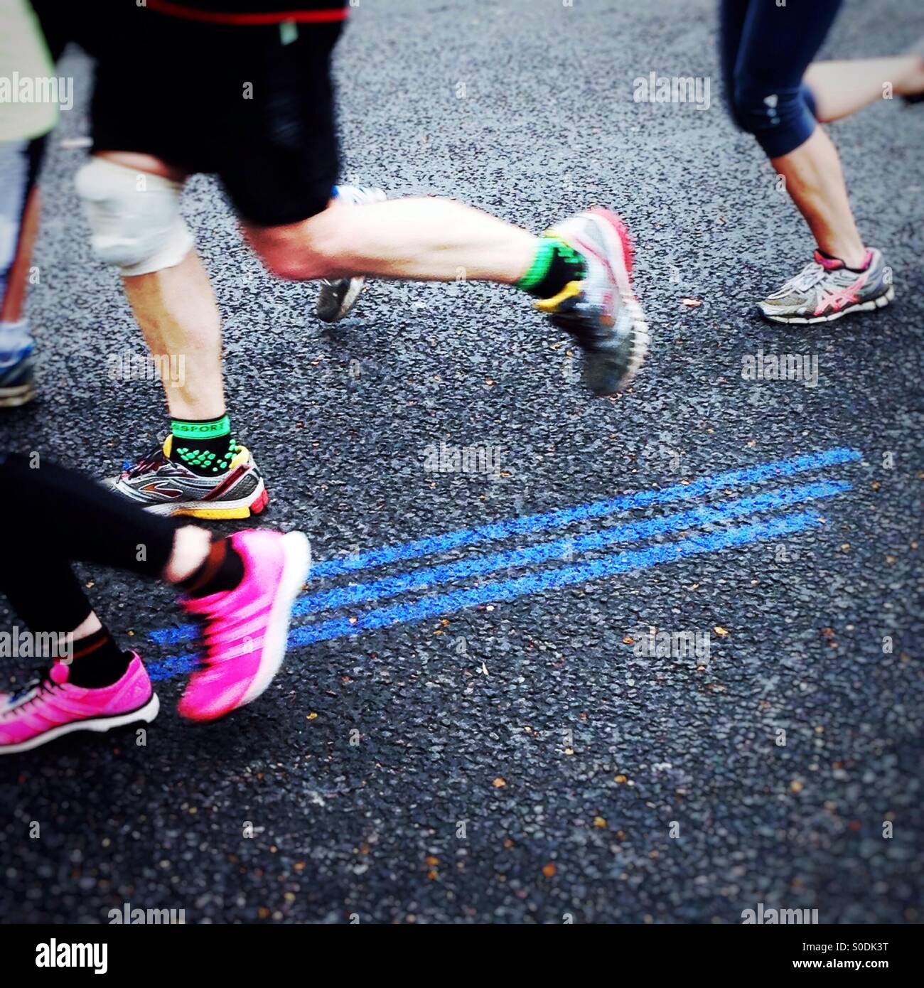 Follow the blue line. Virgin Money London Marathon 2015 Stock Photo