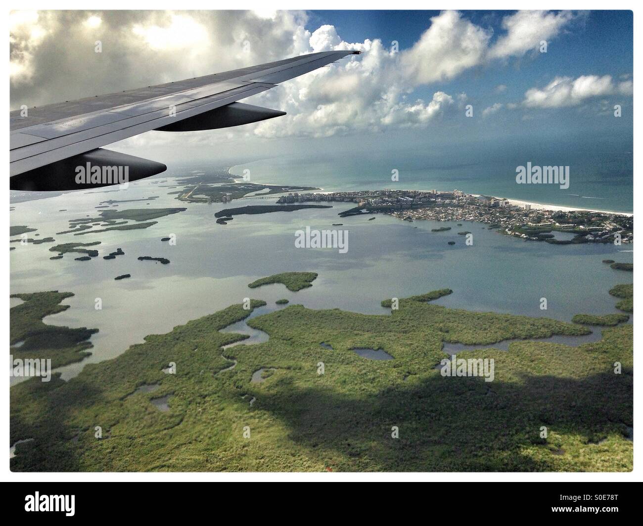 Airline flying into Fort Myers Florida Stock Photo Alamy