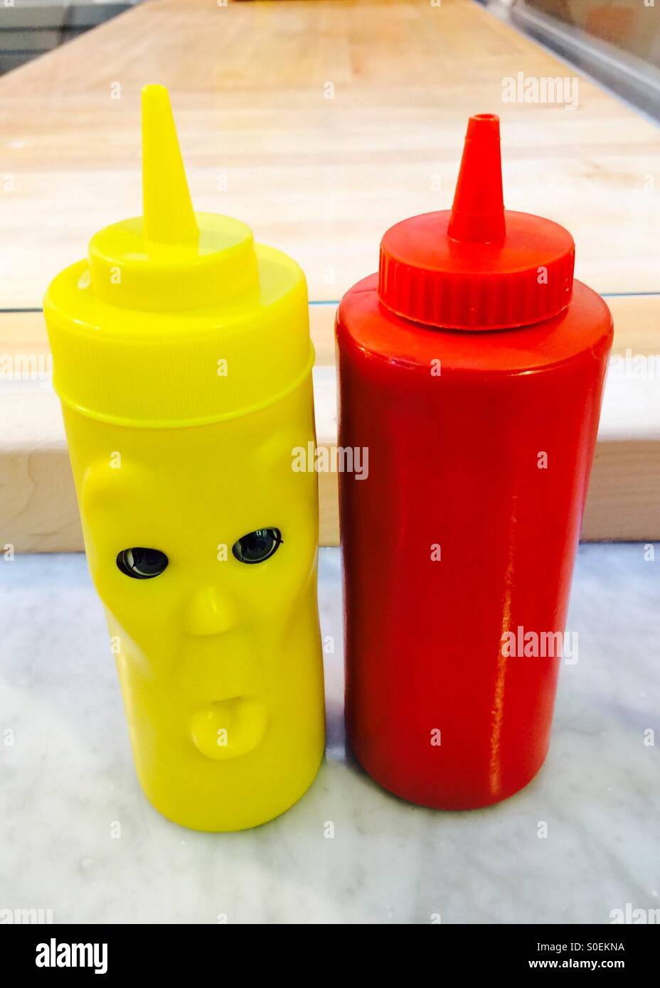 Mustard and ketchup Stock Photo Alamy