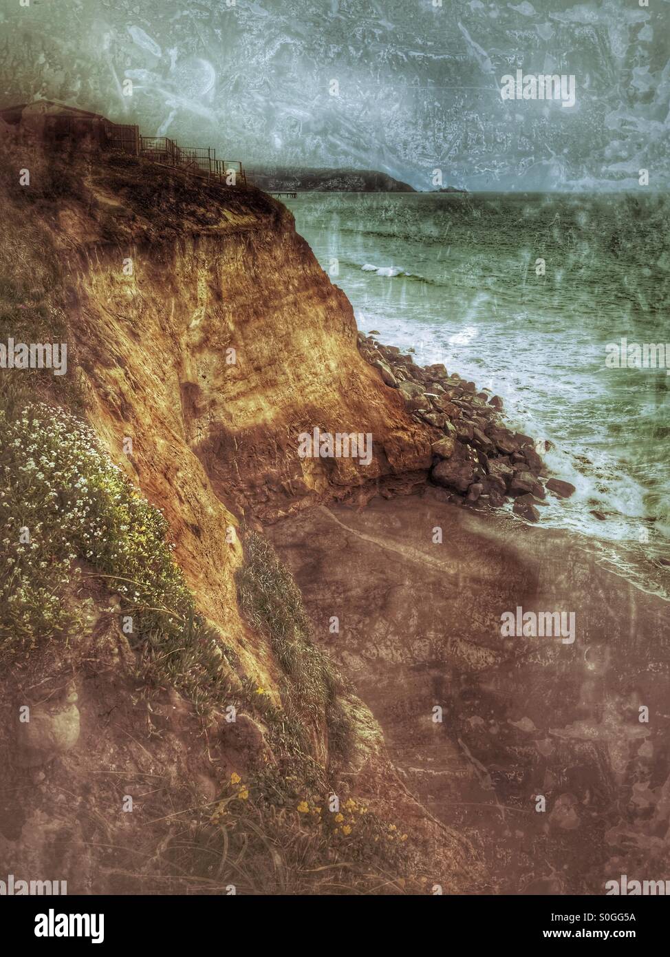 Erosion coastal bluffs hi-res stock photography and images - Alamy