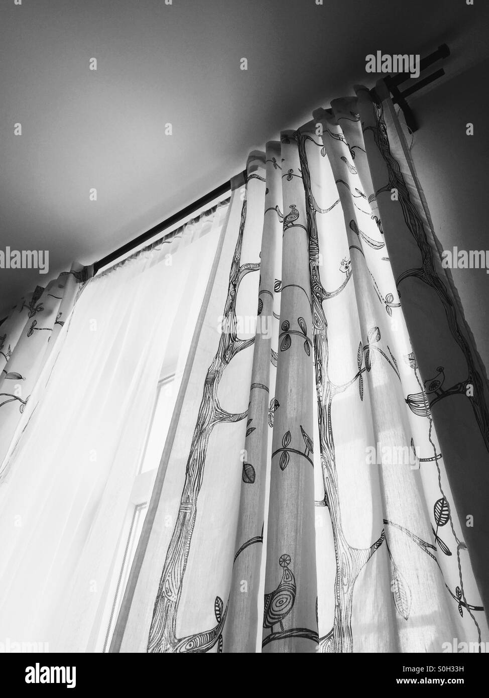 White curtains Black and White Stock Photos & Images Alamy