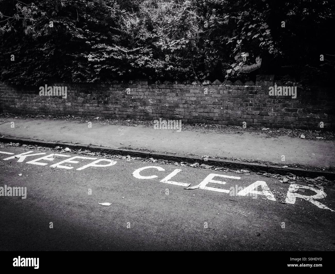 Keep clear sign on road Stock Photo Alamy