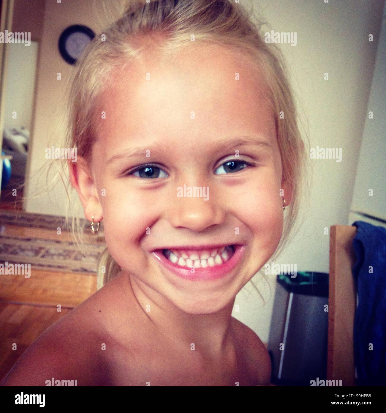 Full smiles hi-res stock photography and images - Alamy