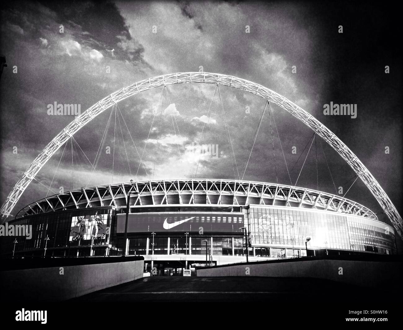 Retractable roof stadiums hires stock photography and images Alamy