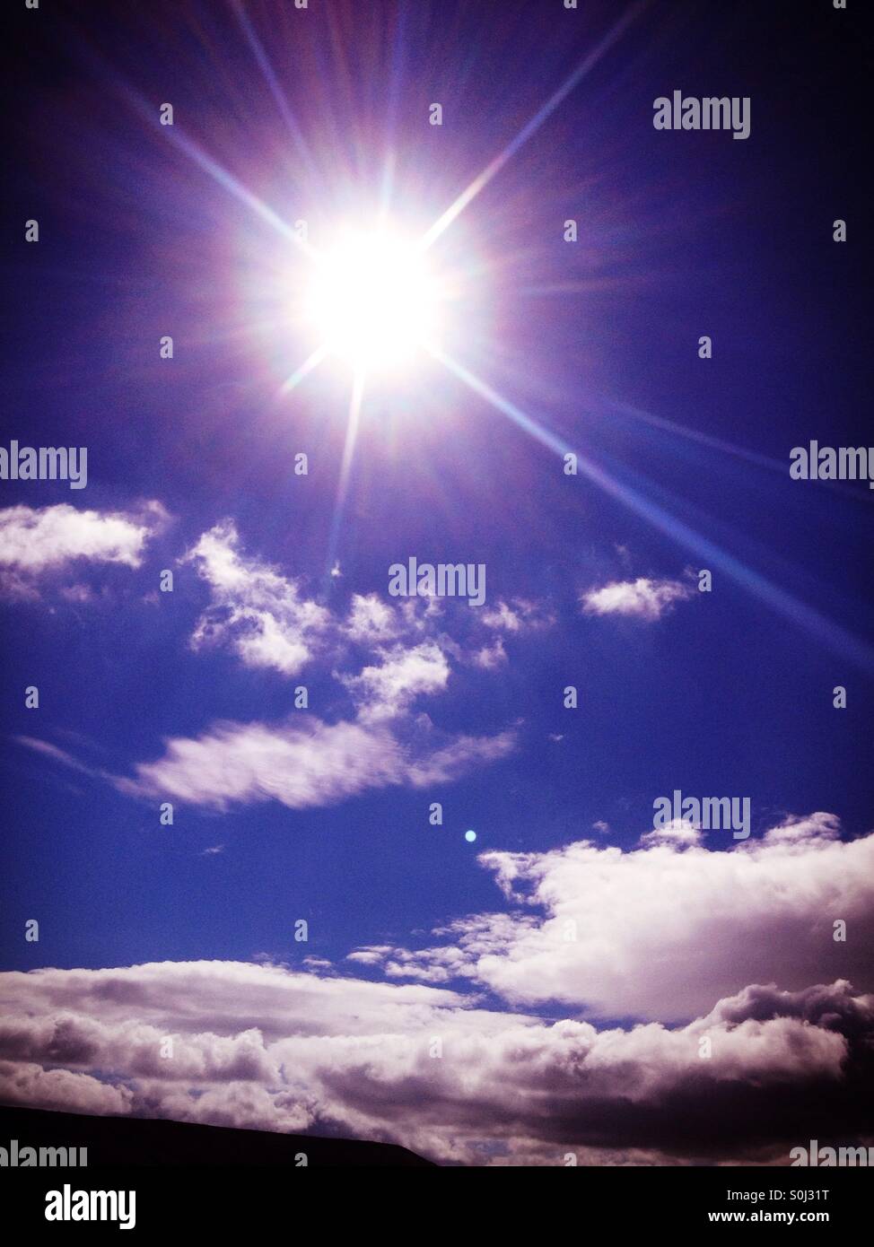 Sun beams in sky hi-res stock photography and images - Alamy