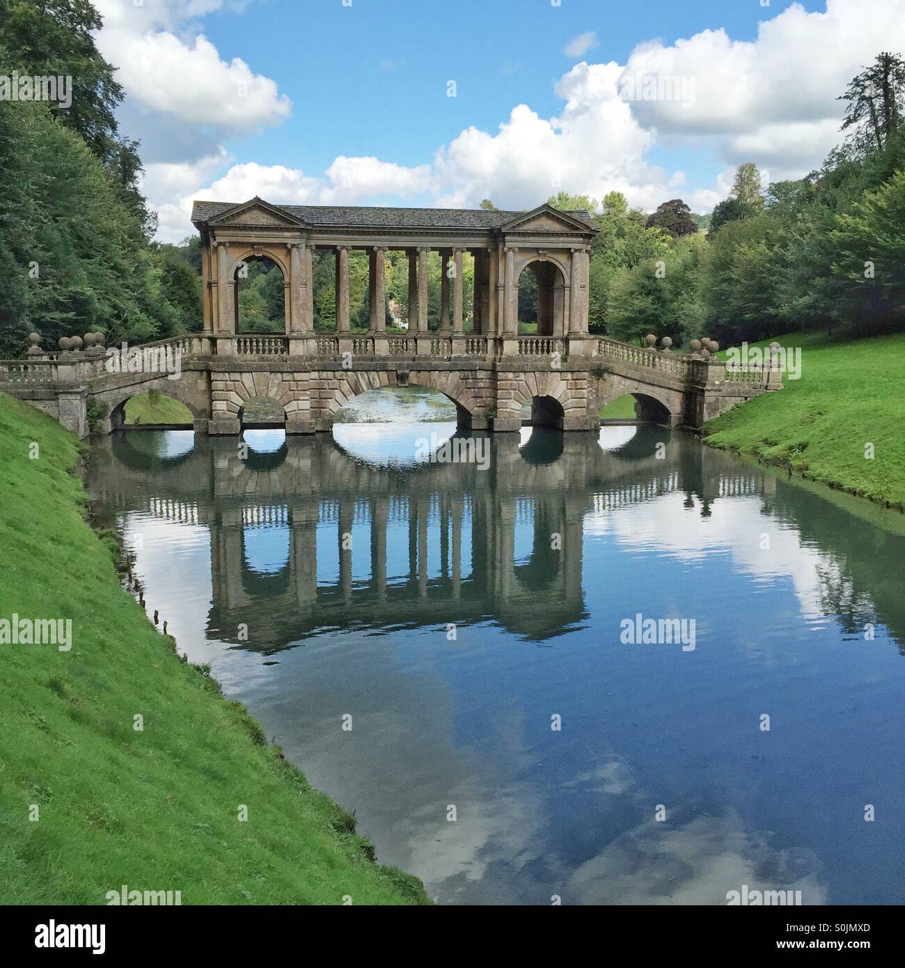 Palladian bridge in prior park bath Stock Photo