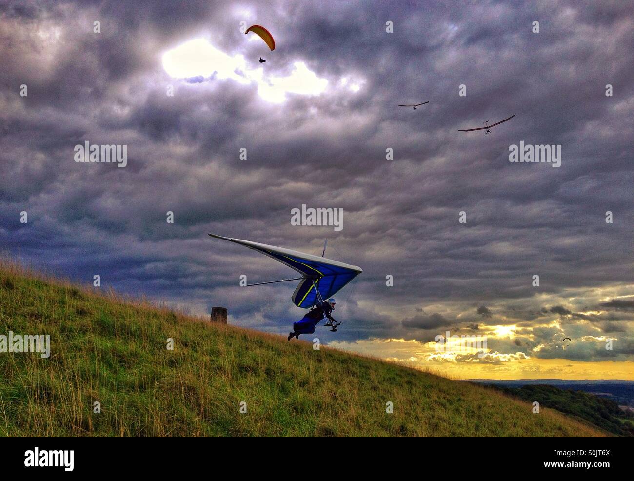 Hang glider launch westbury UK Stock Photo Alamy