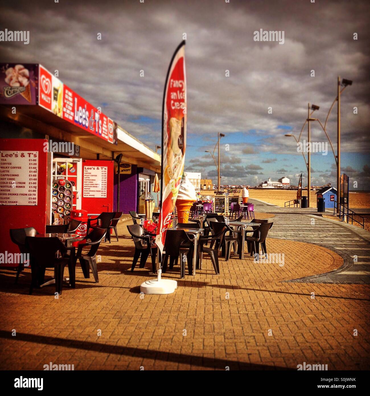 Great Yarmouth Beach front cafe Stock Photo
