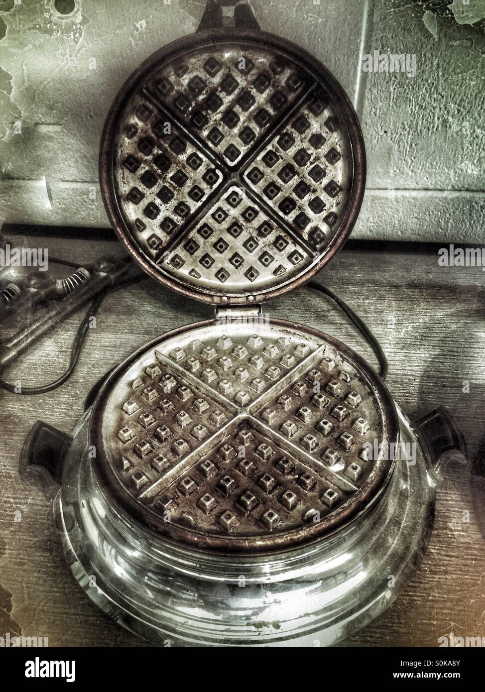 Vintage 1920s Deco  waffle iron Stock Photo