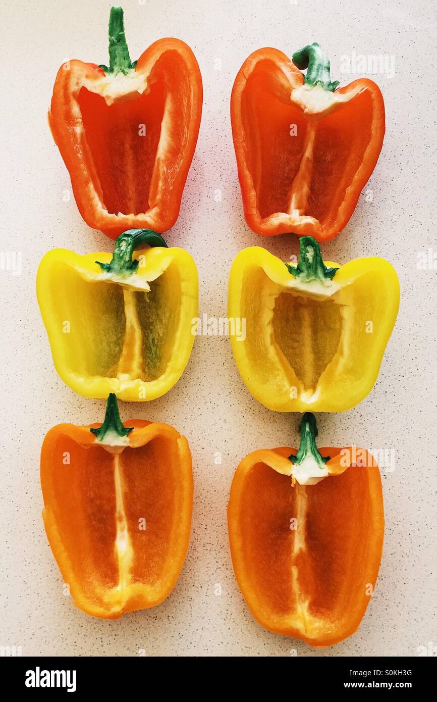 Red orange yellow peppers hi-res stock photography and images - Alamy