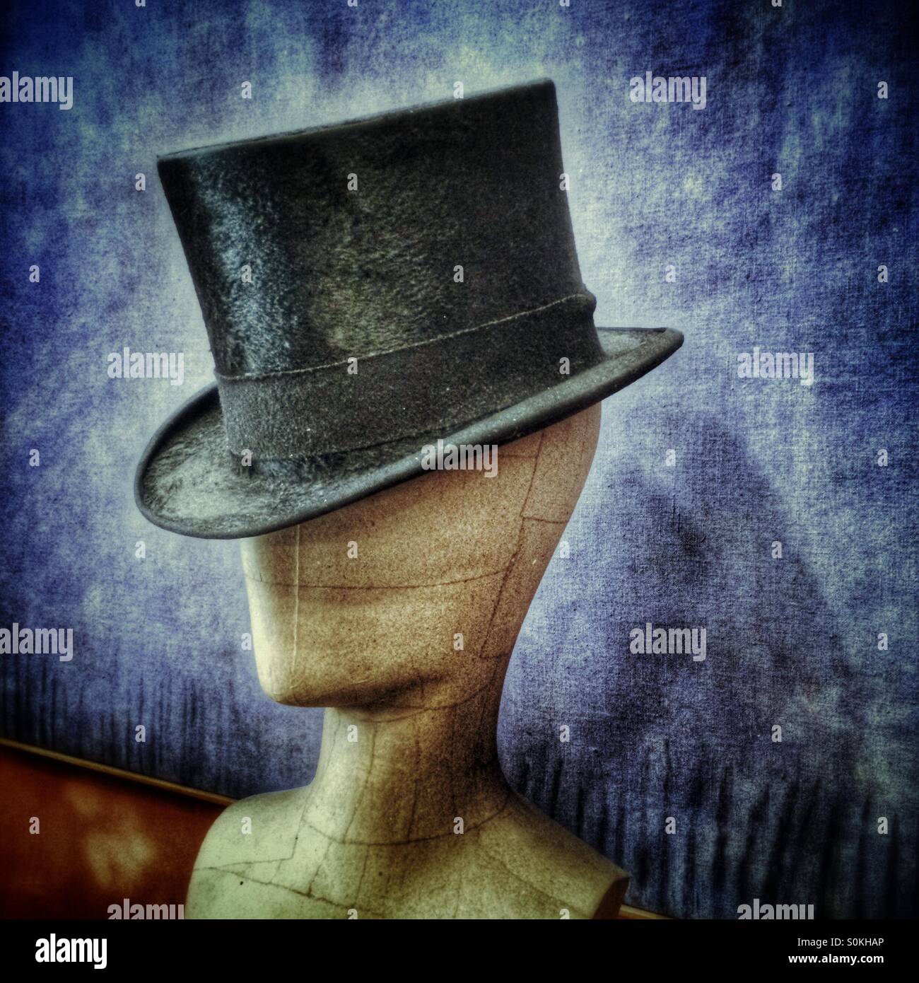 styrofoam top hat
