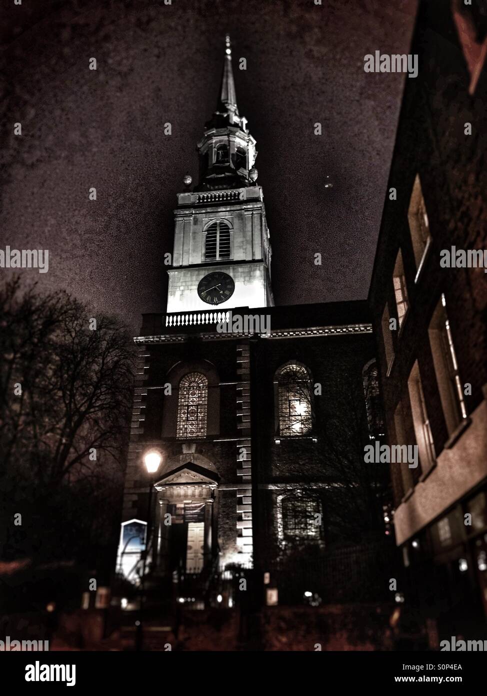 St James Church, clerkenwell, London, at night Stock Photo