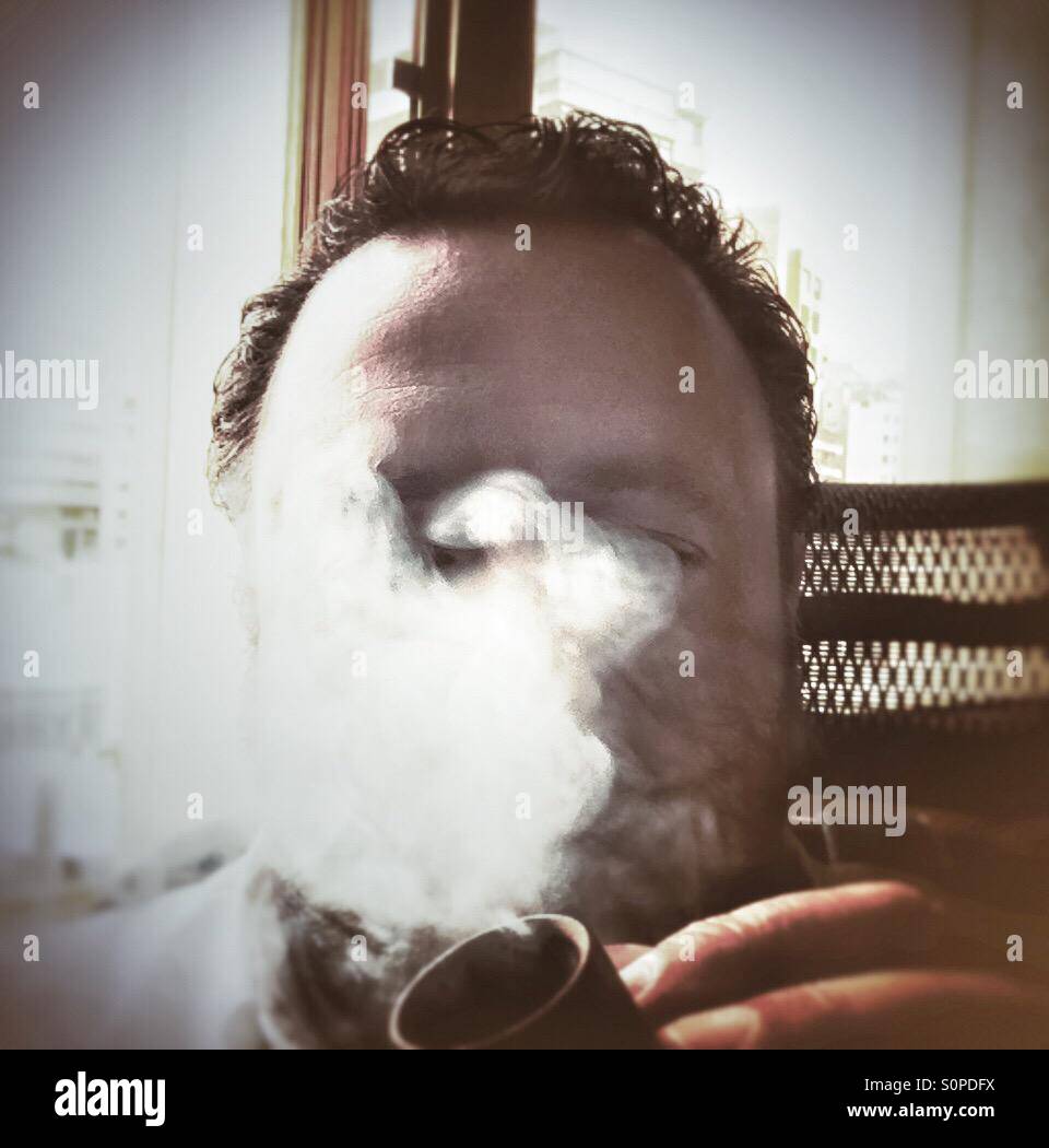 Pipe , smoke, smoking,no smoking, wooden pipe,man smoking,smoker