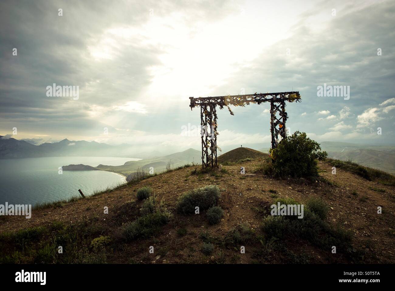Black rock gate hi-res stock photography and images - Alamy