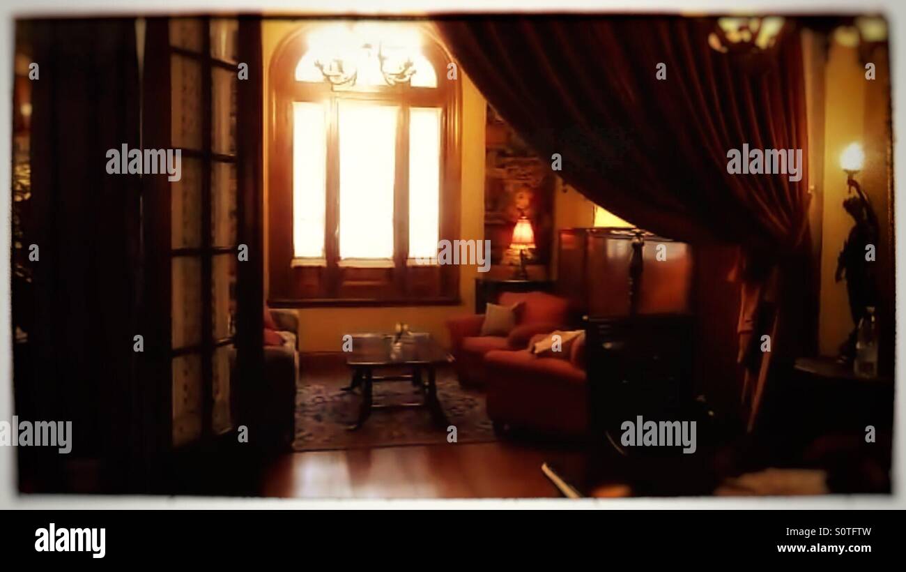 Old living room Stock Photo - Alamy