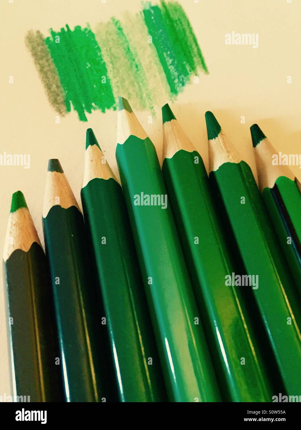 Shading pencils hi-res stock photography and images - Alamy
