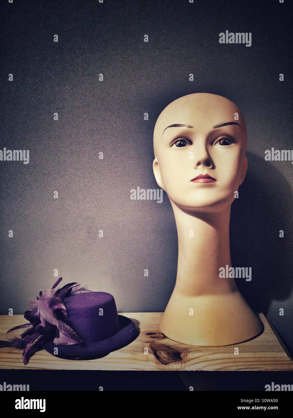 Foam Mannequins Heads Stock Photo - Download Image Now - Completely Bald,  Ear, Earlobe - iStock