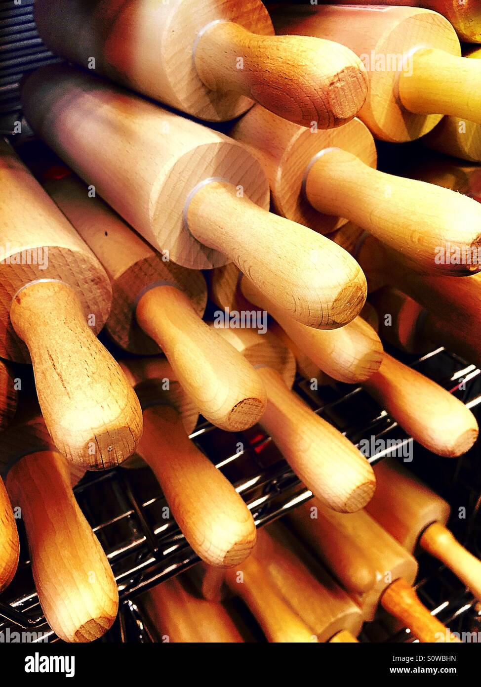 Rolling pins hires stock photography and images Alamy