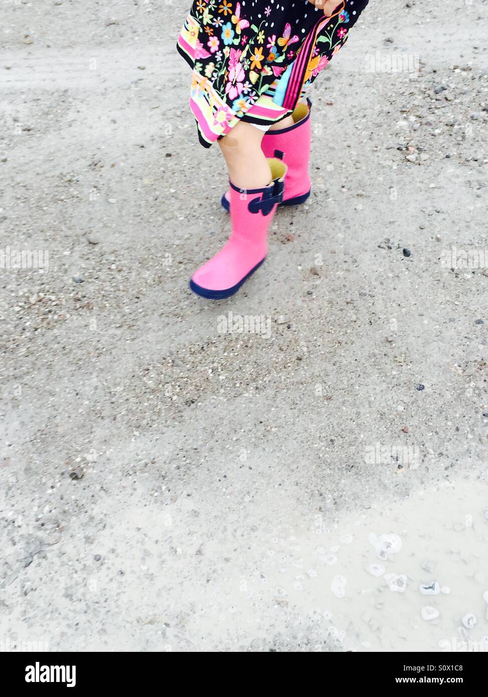 hot pink rain boots