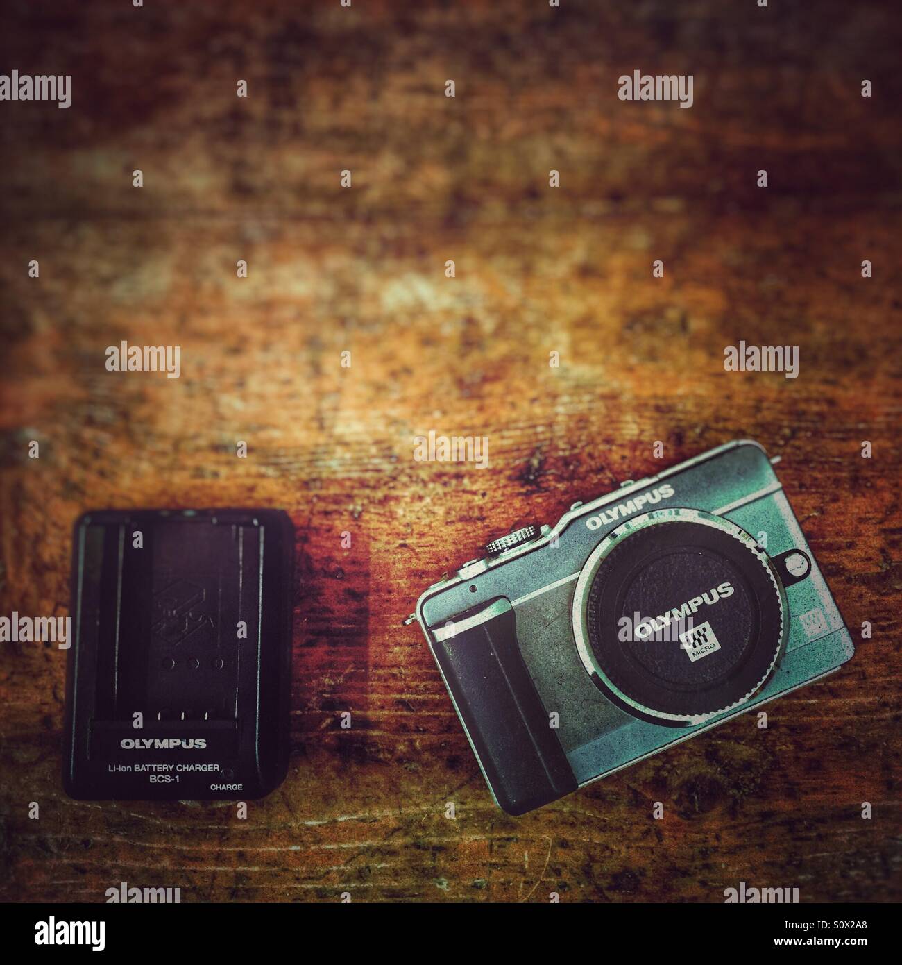 Mirrorless camera hires stock photography and images Alamy