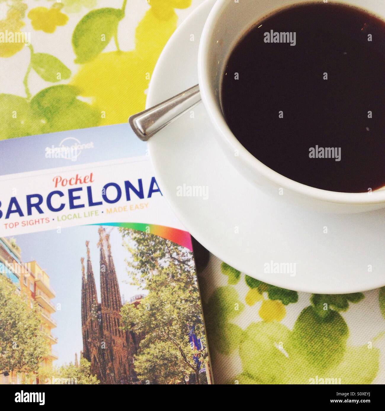 Barcelona guide book hires stock photography and images Alamy