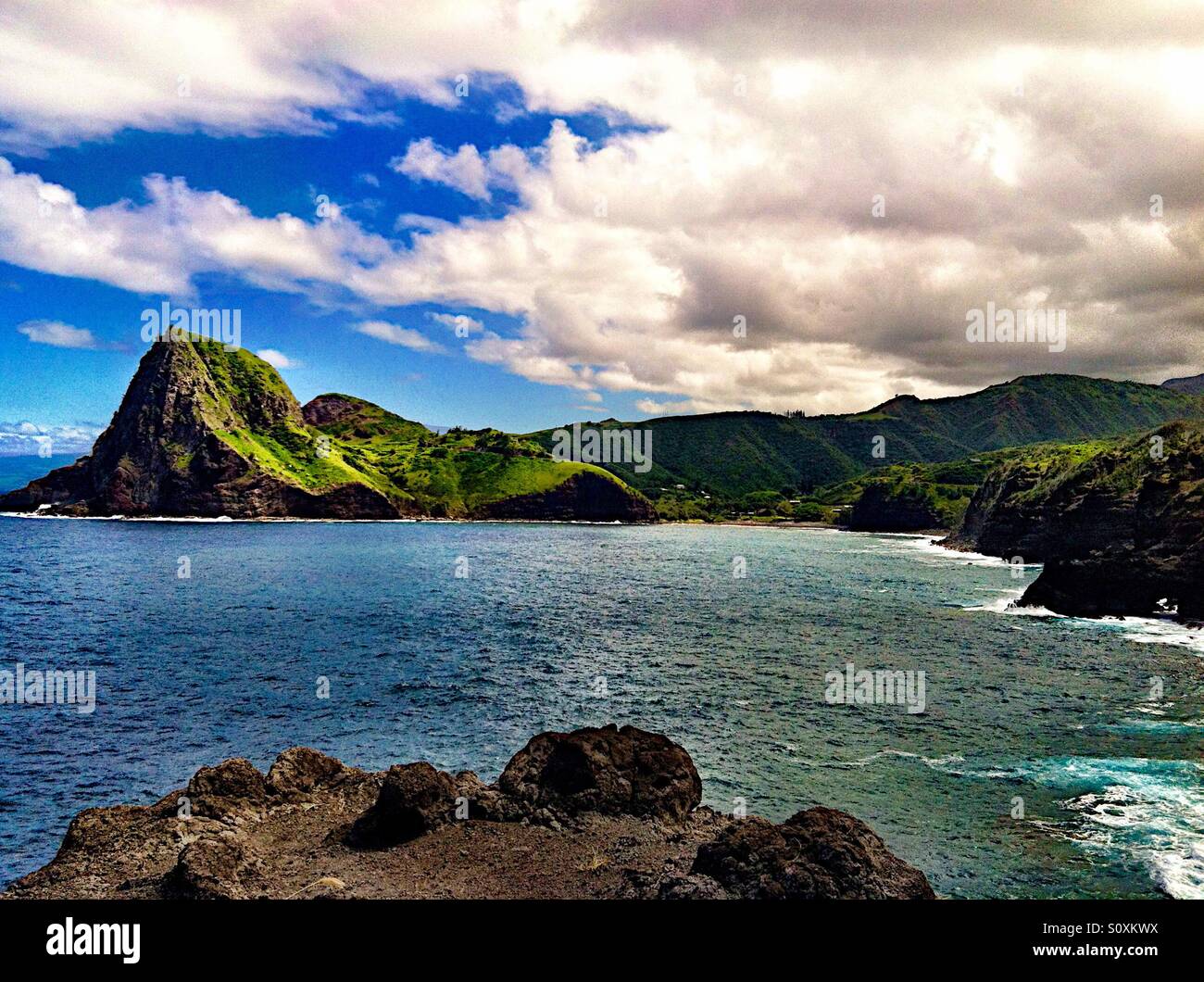 Maui ocean hi-res stock photography and images - Alamy