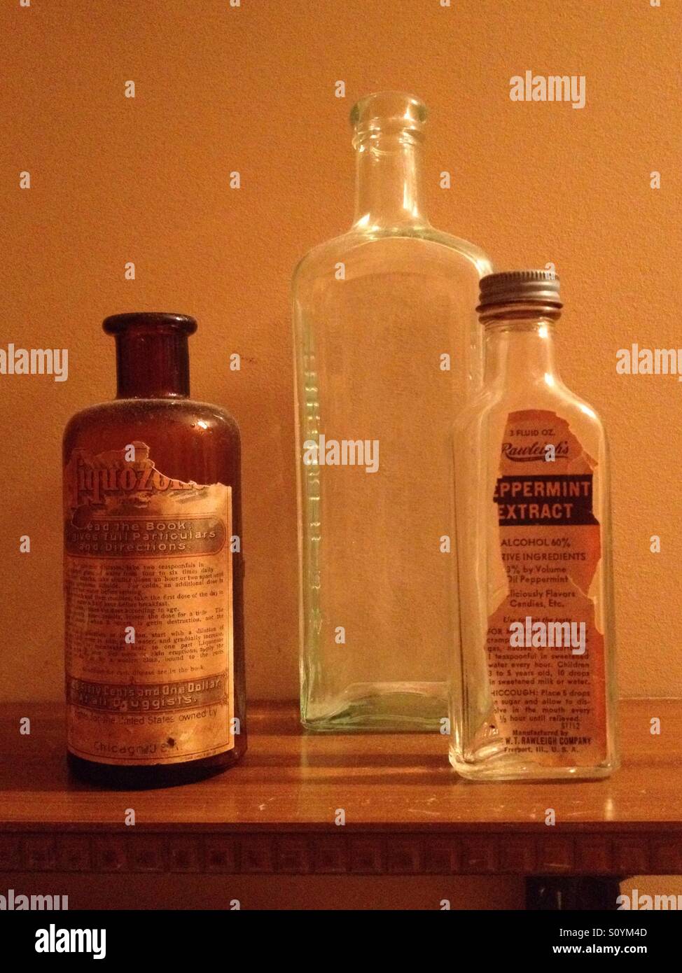 Vintage Brown Glass Pharmacy / Medicine Bottle - 5 Tall
