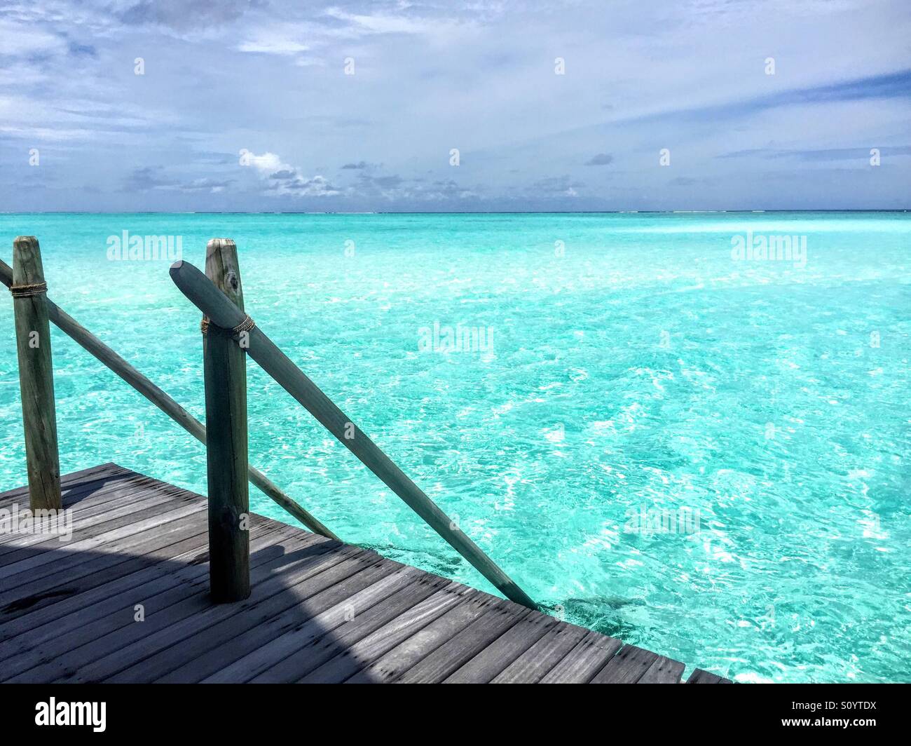 Leading into ocean hi-res stock photography and images - Alamy