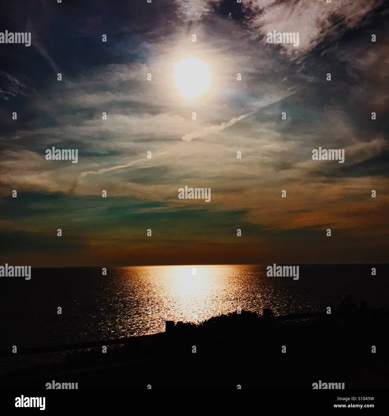 Pretty cool sunset hi-res stock photography and images - Alamy