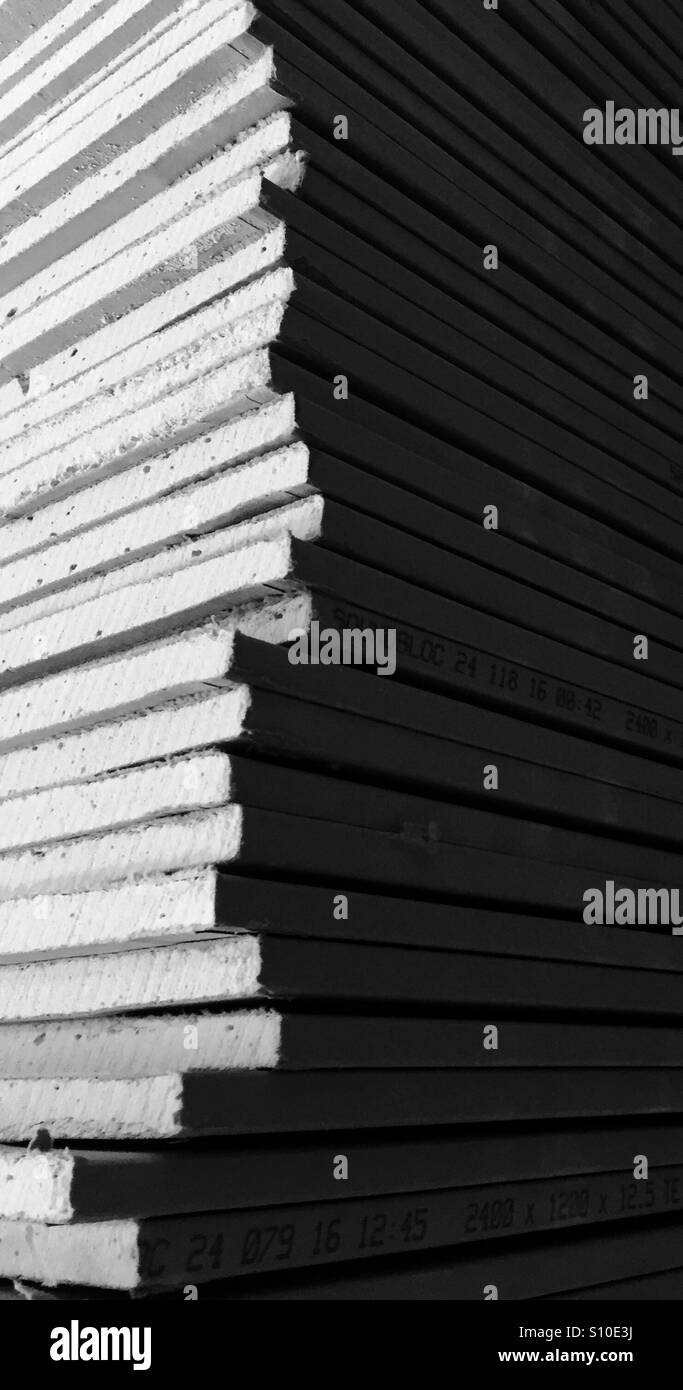 Plasterboard sheets Black and White Stock Photos & Images Alamy